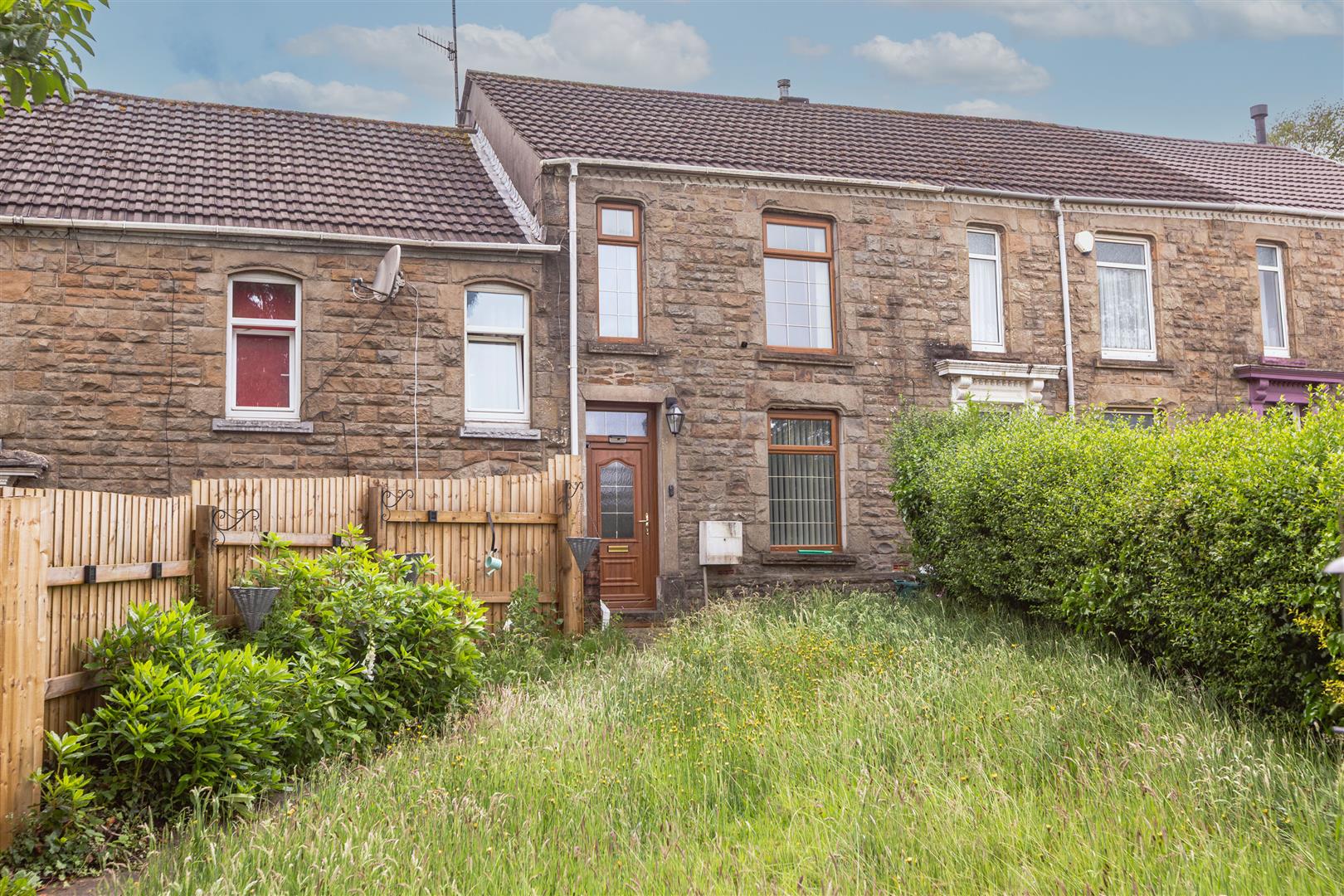 Llangyfelach Road, Treboeth, Swansea, SA5 9EL